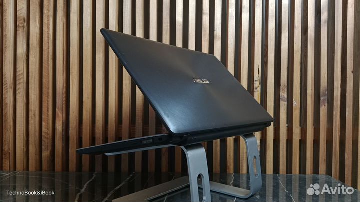 Игровой ноутбук Asus X550cс-XX03OD