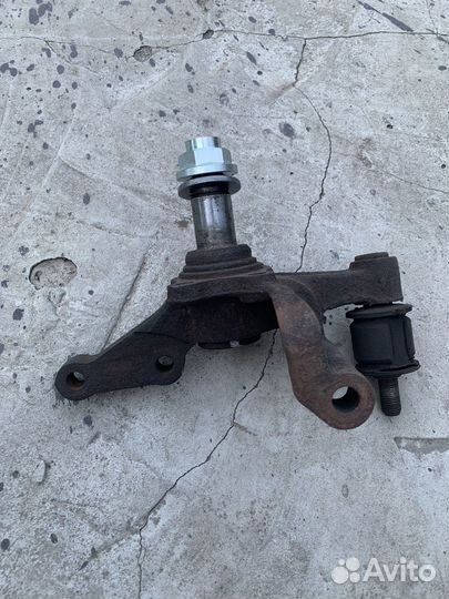 Цапфа задняя правая accent акцент