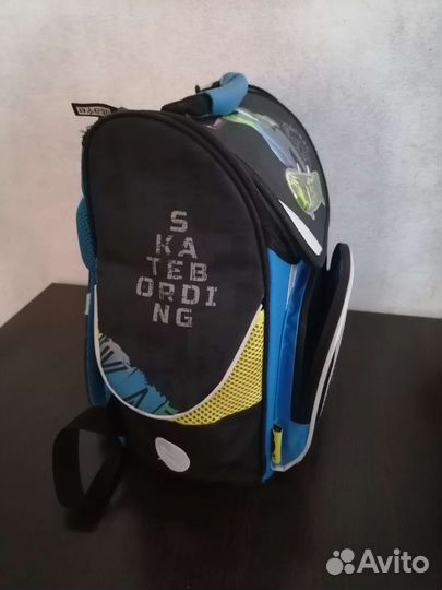 Школьный рюкзак