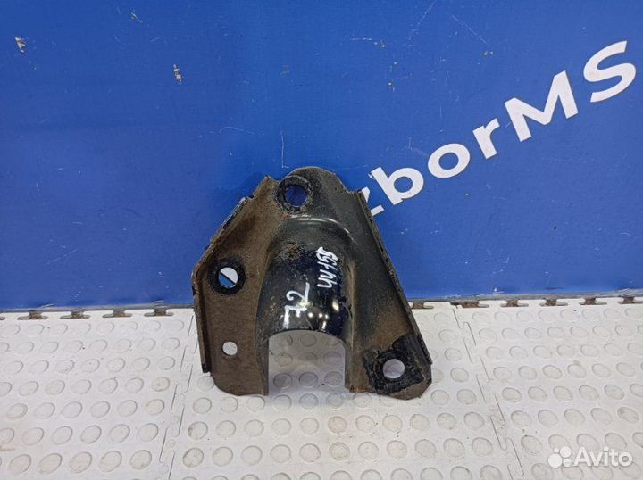 Кронштейн задний правый Renault Kaptur