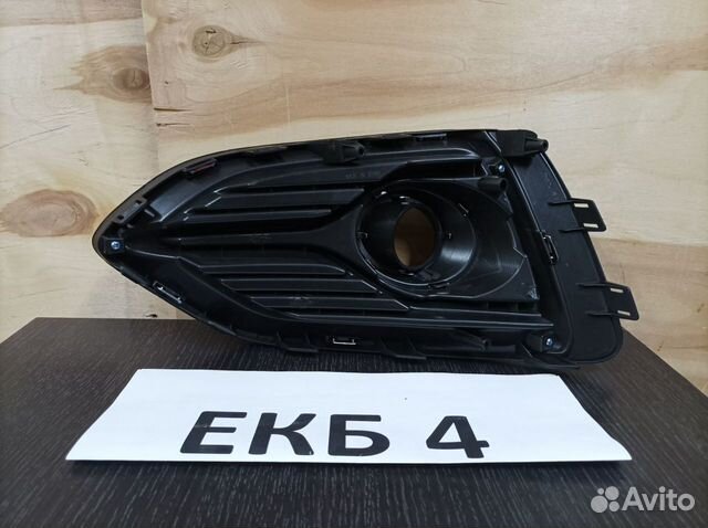 Окантовка противотуманной фары правая Solaris 2017