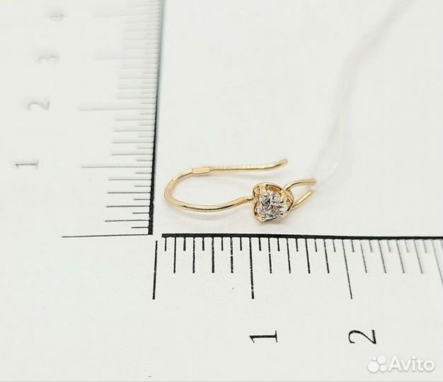 Серьги с синтетическим камнем Золото