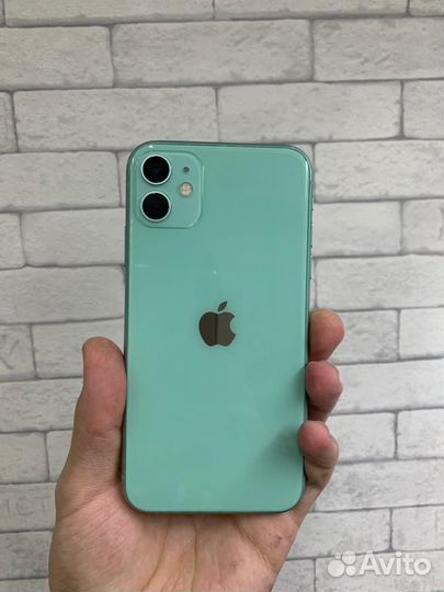 Телефон iPhone 11
