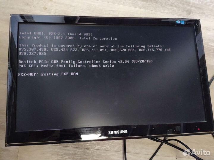 Монитор Samsung P2350