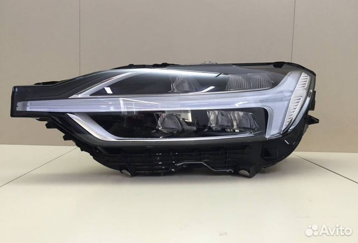 Фара левая Volvo XC60 2017
