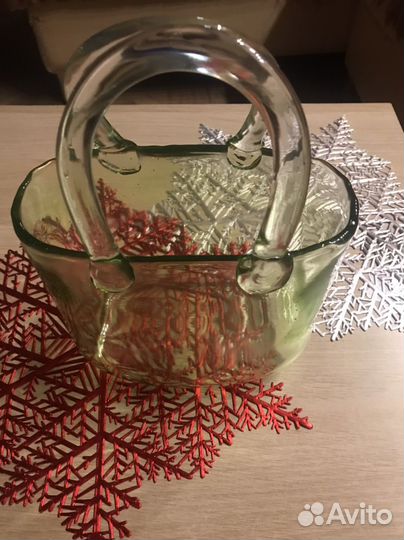 Ваща стеклянная в форме сумки