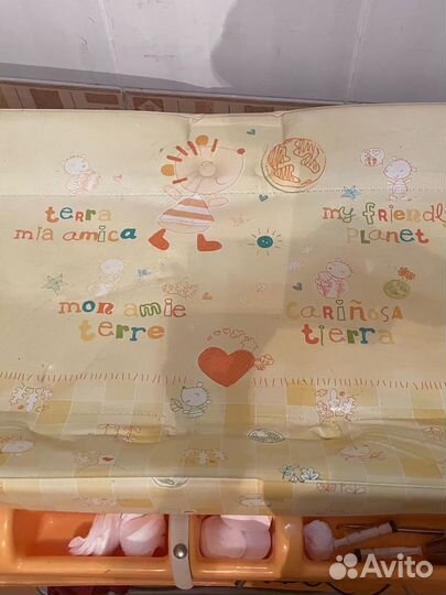 Пеленальный столик с ванночкой