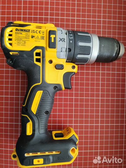 Шуруповерт dewalt dcd 796 n