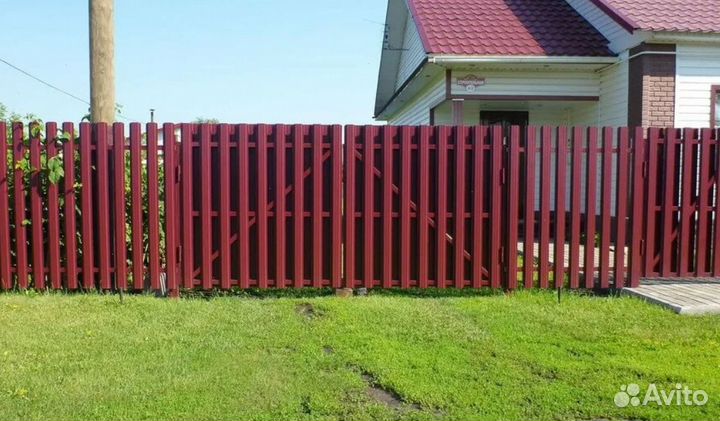 Забор из евроштакетника цена под ключ