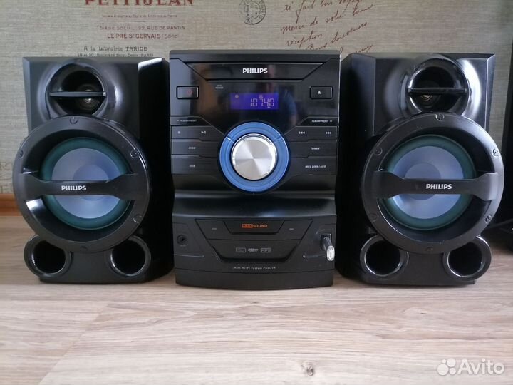 Музыкальный центр Philips