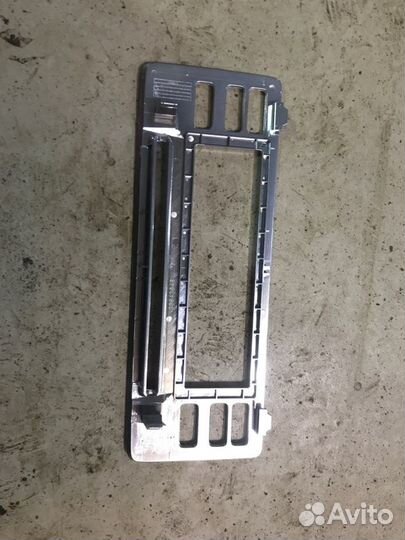 Накладка центральной консоли Volvo S80