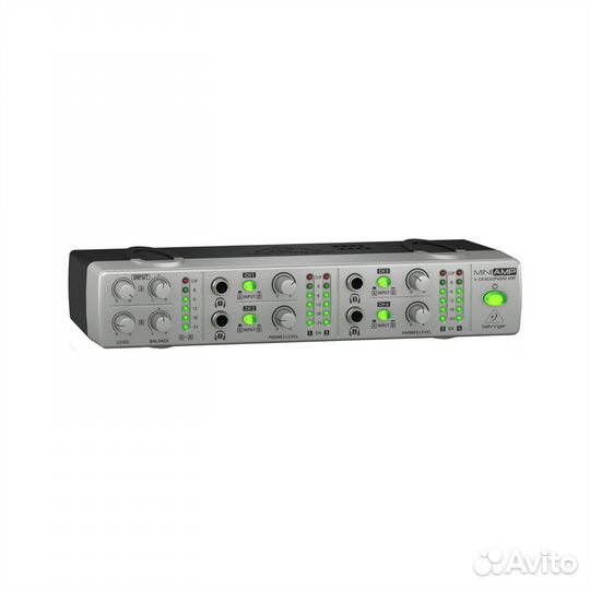 Behringer AMP800 V2 микшер для наушников