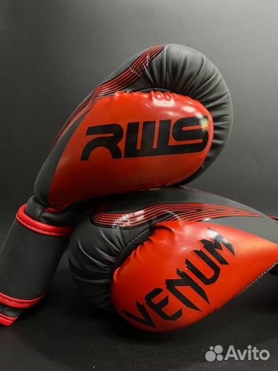 Боксерские перчатки Venum RWS Black Red