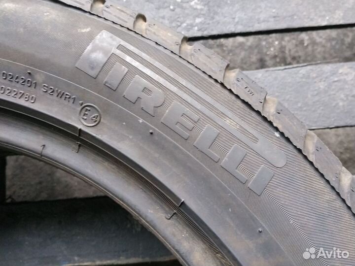 Pirelli Winter Sottozero 3 215/55 R18 95H