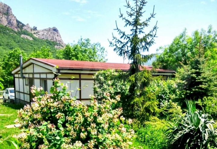 Дом 40 м² на участке 30 сот.