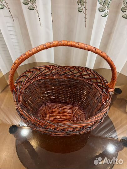 Корзина плетеная для грибов и ягод
