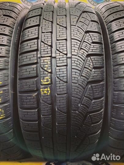 Pirelli Winter Sottozero 210 Serie II 235/55 R18 104H