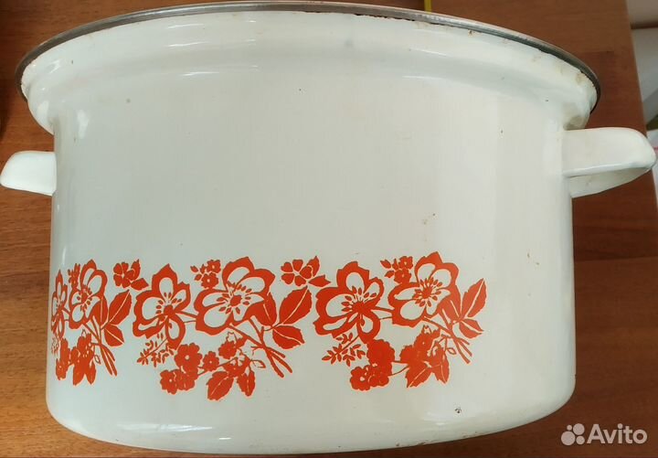 Кастрюля эмалированная 5 л СССР