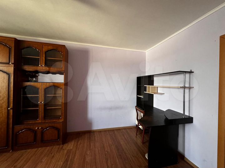 2-к. квартира, 52 м², 5/10 эт.