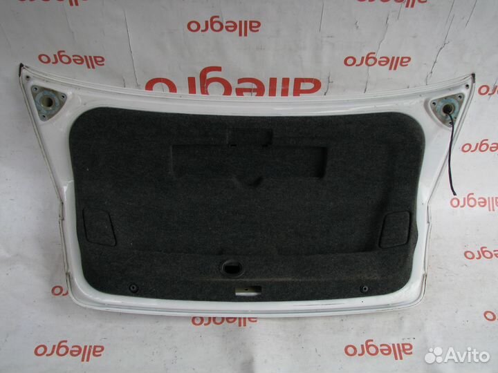 VW Passat B6 крышка багажника 2005-2010