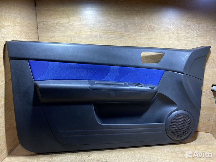 Обшивка передняя левая Hyundai Getz 79140