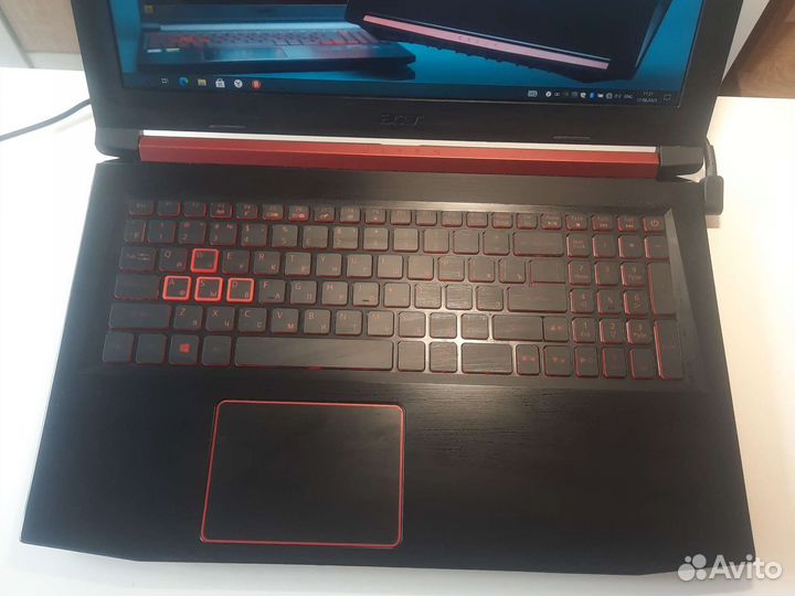 Игровая пуля acer nitro 5 (i5,GeF1050,озу12gb,SSD)