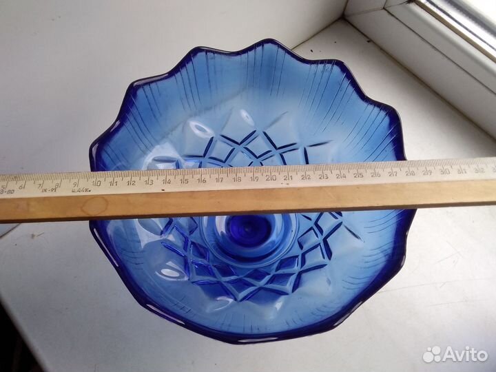 Ваза на ножке конфетница фруктовница