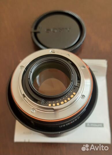 Объектив sony 50мм F1,4