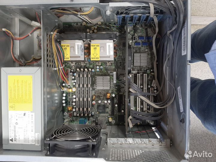 Сервер HP Proliant ML 150