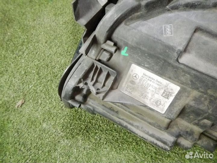 Фара правая Mercedes-Benz E-Class