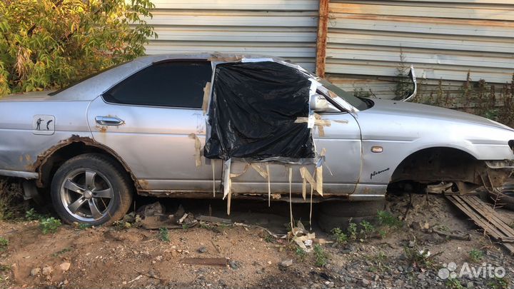 Двигатель с коробкой Nissan Laurel C35