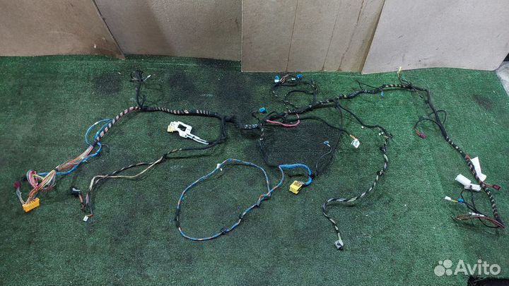 Коса подпанельная W212 рестайлинг