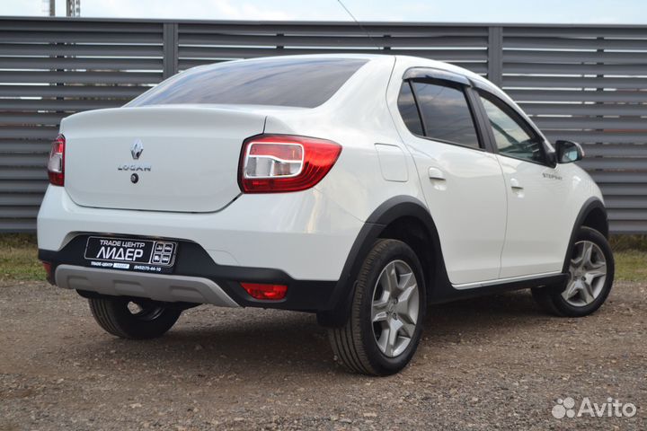 Renault Logan Stepway 1.6 AT, 2021, 23 181 км