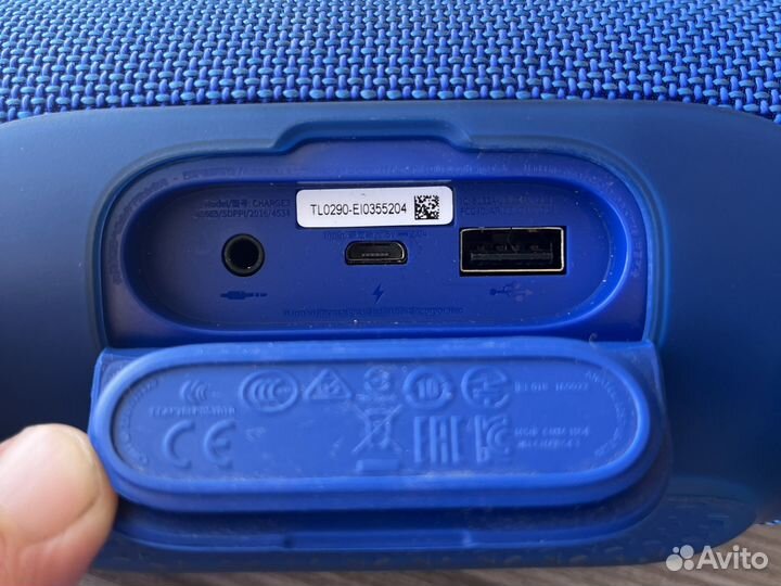 Колонка jbl charge 3