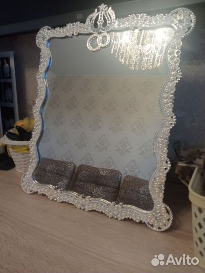 Зеркало красивое