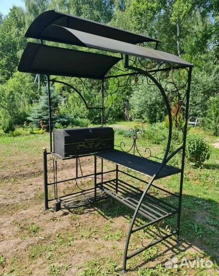 Беседка с мангалом