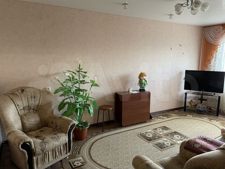 3-к. квартира, 60 м², 6/9 эт.