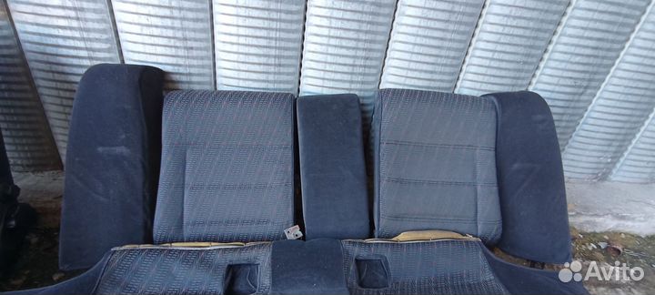 Сидения Опель омега б ковши рекаро