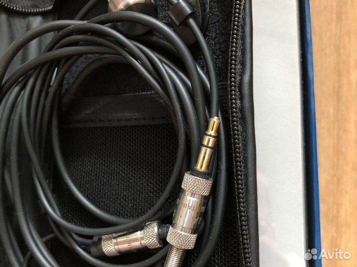 RHA MA 750 наушники