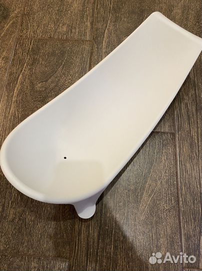 Вставка в ванночку stokke для новорожденного