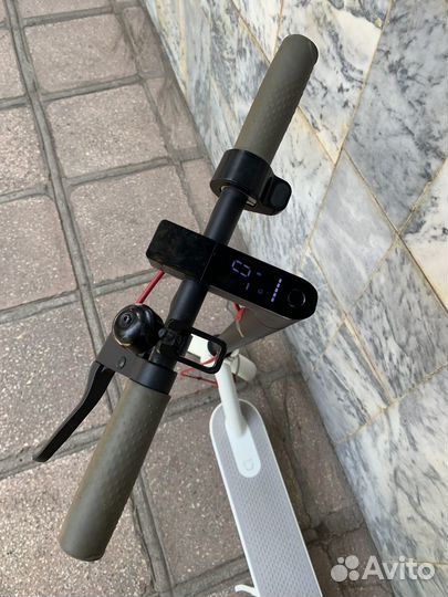 Электросамокат Xiaomi essential 1s