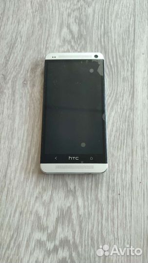 Телефон HTC