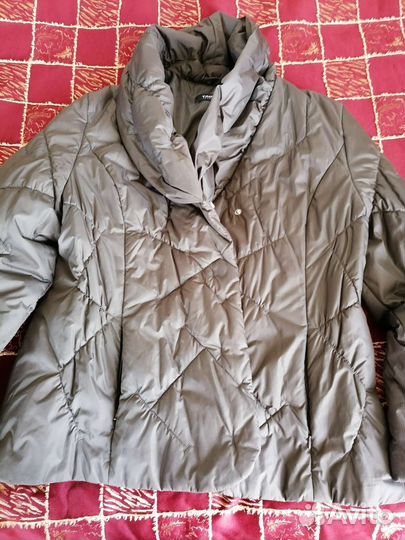 Пальто женское 52 размер и две куртки