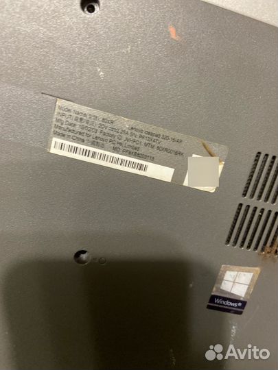 Ноутбук на запчасти Lenovo