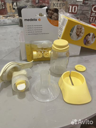Ручной молокоотсос Medela