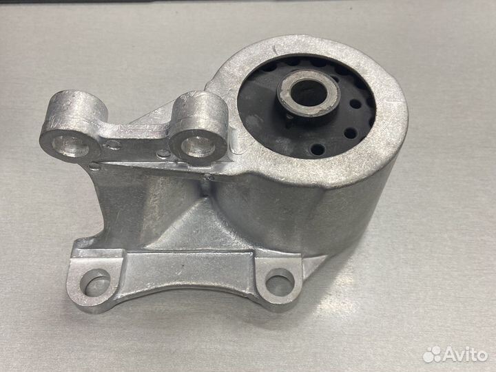 Опора кпп задняя volkswagen transporter vw T4