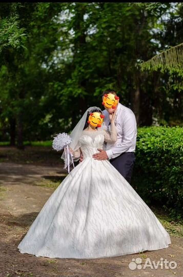 Свадебное платье