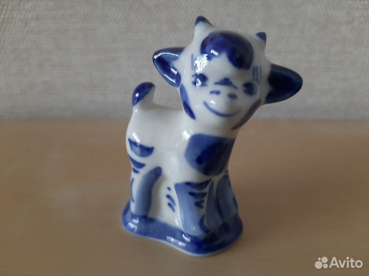 Продам статуэтки Гжель