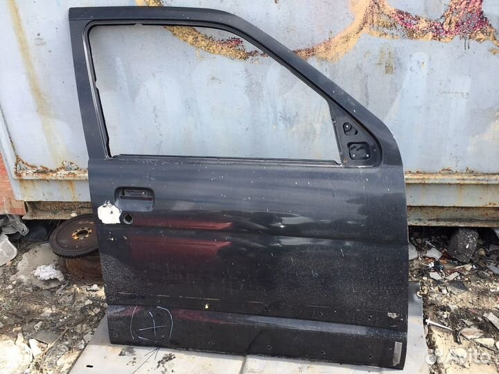 Дверь Daihatsu terios J100