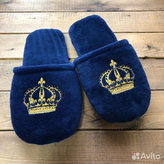 Плюшевые тапочки с именной вышивкой на заказ